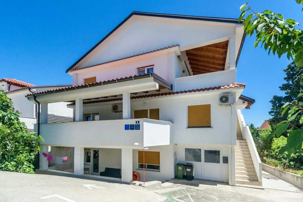 Apartments & Rooms Strcic Krk كرك 3*,  كرواتيا
