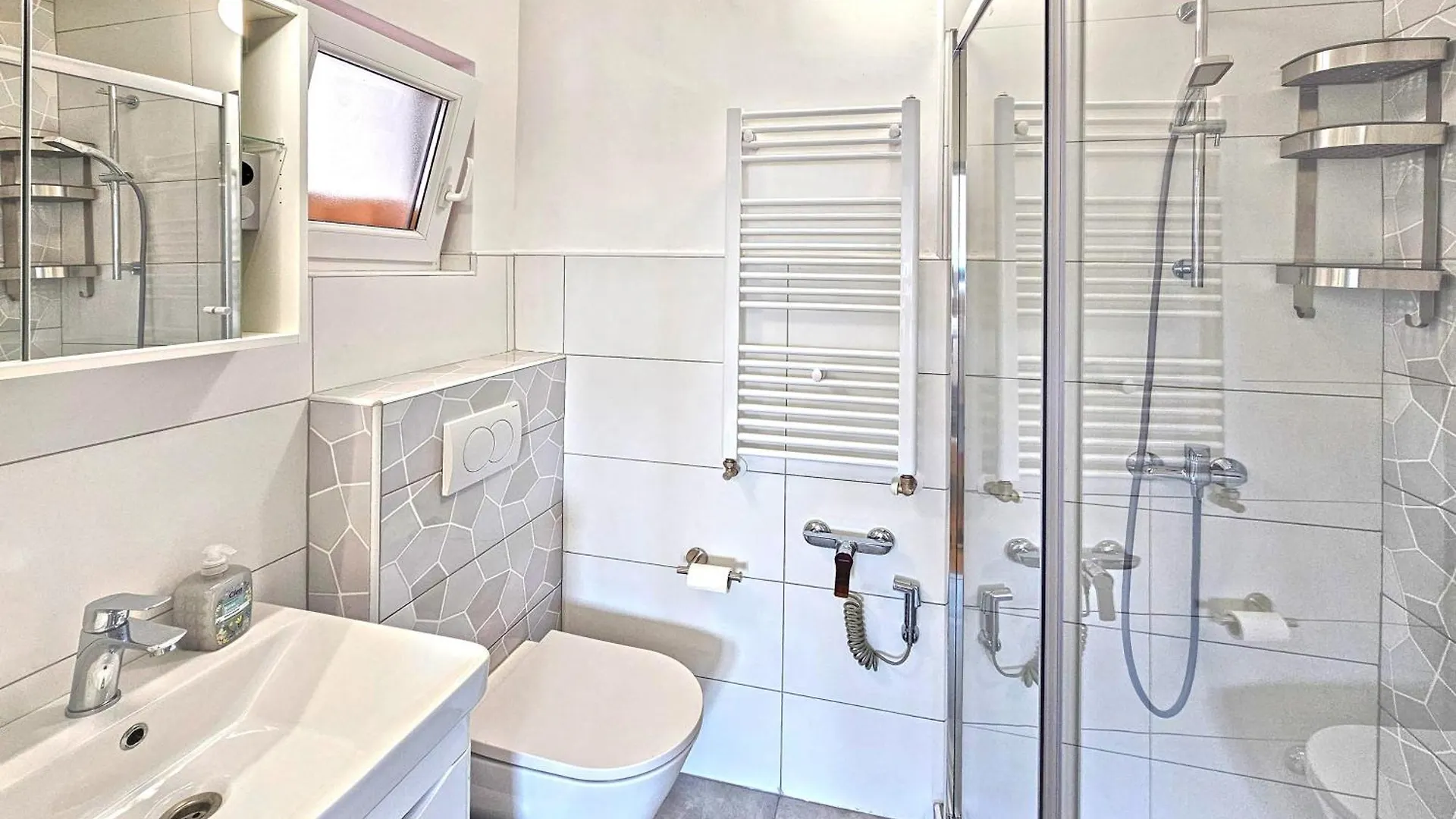 Apartments & Rooms Strcic Krk كرك كرواتيا