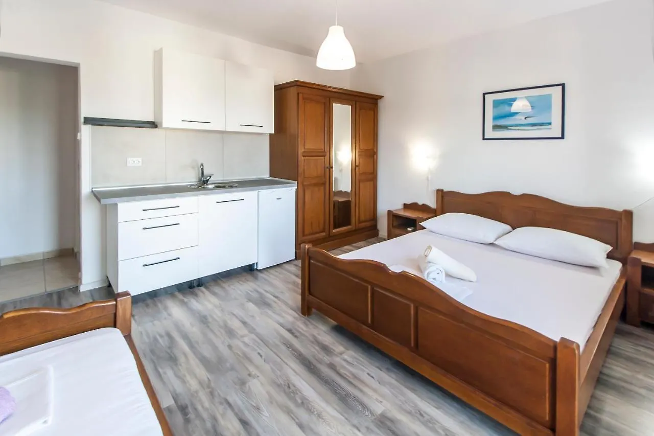 Apartments & Rooms Strcic Krk Krk Town Guest house