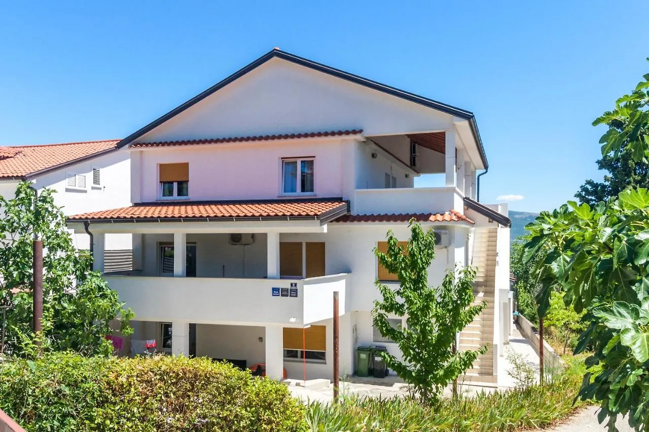 Apartments & Rooms Strcic Krk Krk Town Guest house